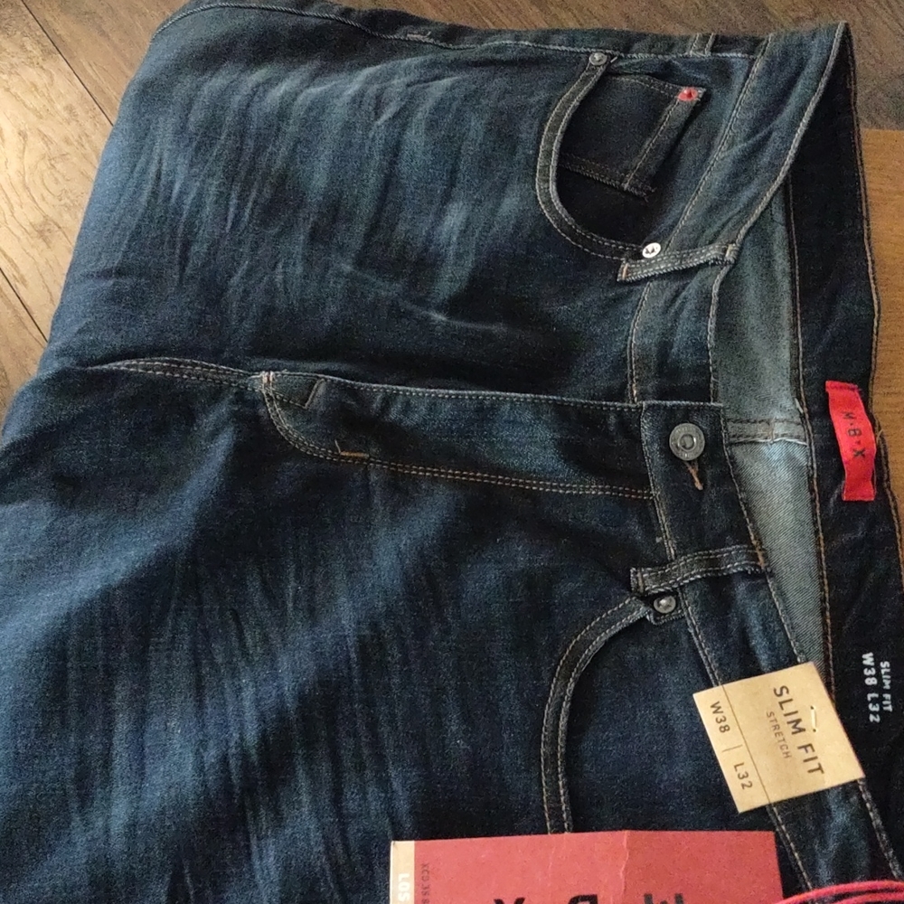 Jeans - Picture 2 of 3